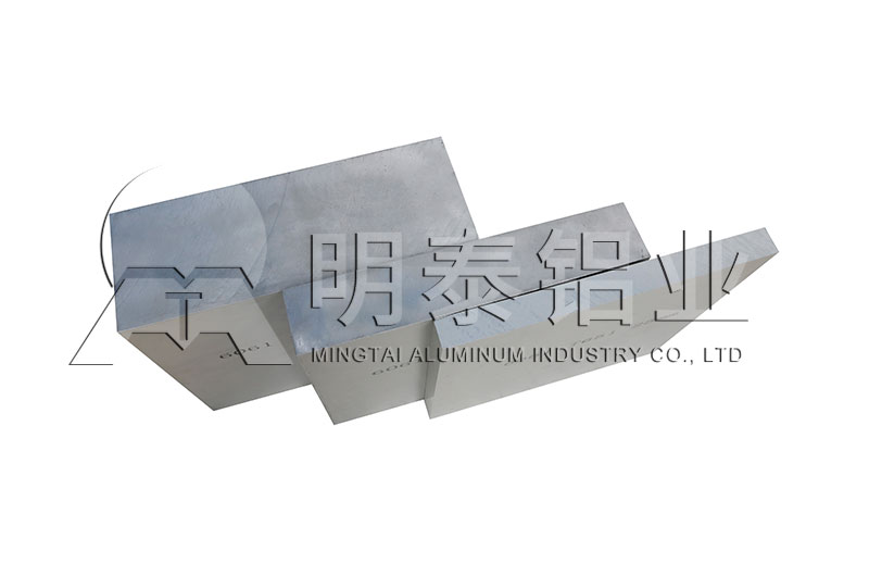 鋁板廠家_標(biāo)牌用3003/3004鋁板市場價(jià)格多少